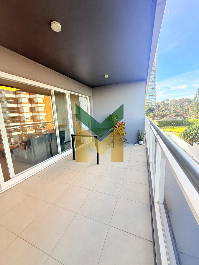 Apartamento ID.6831 - Apartamento en venta - 3 dormitorios Playa Brava