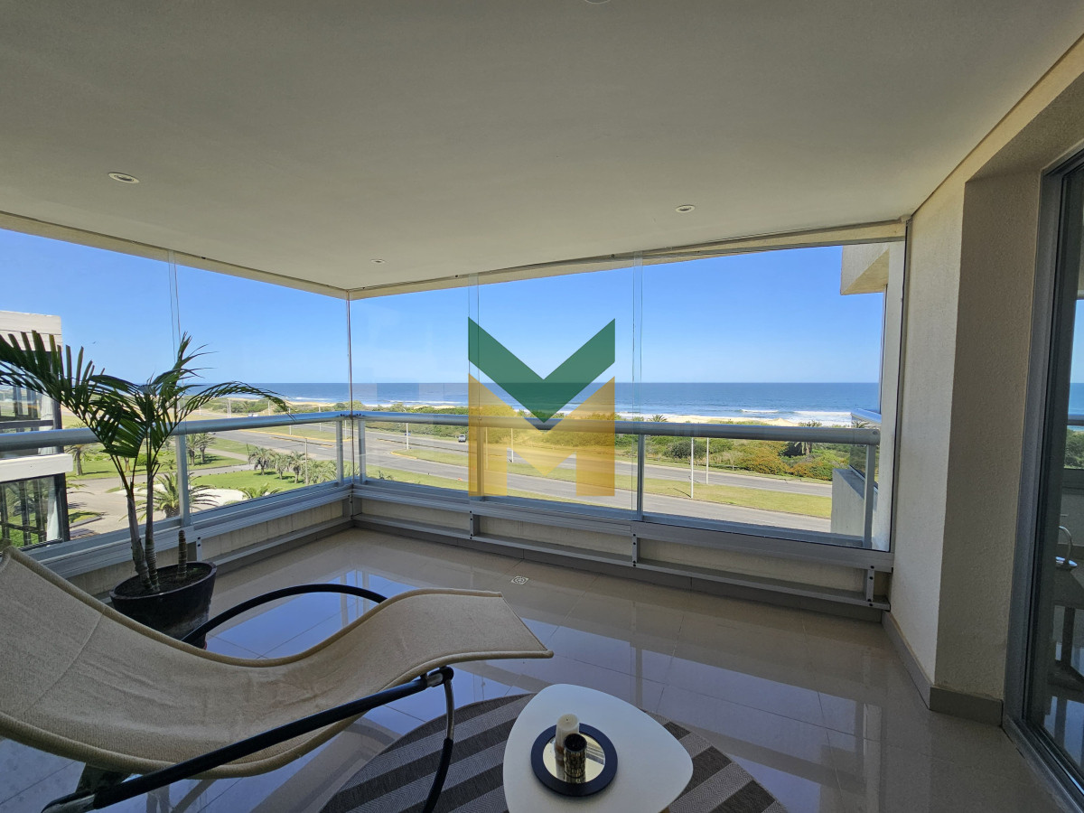 Apartamento ID.6086 - Exclusividad en brava - 3 dormitorios en suite con barbacoa y jacuzzi.