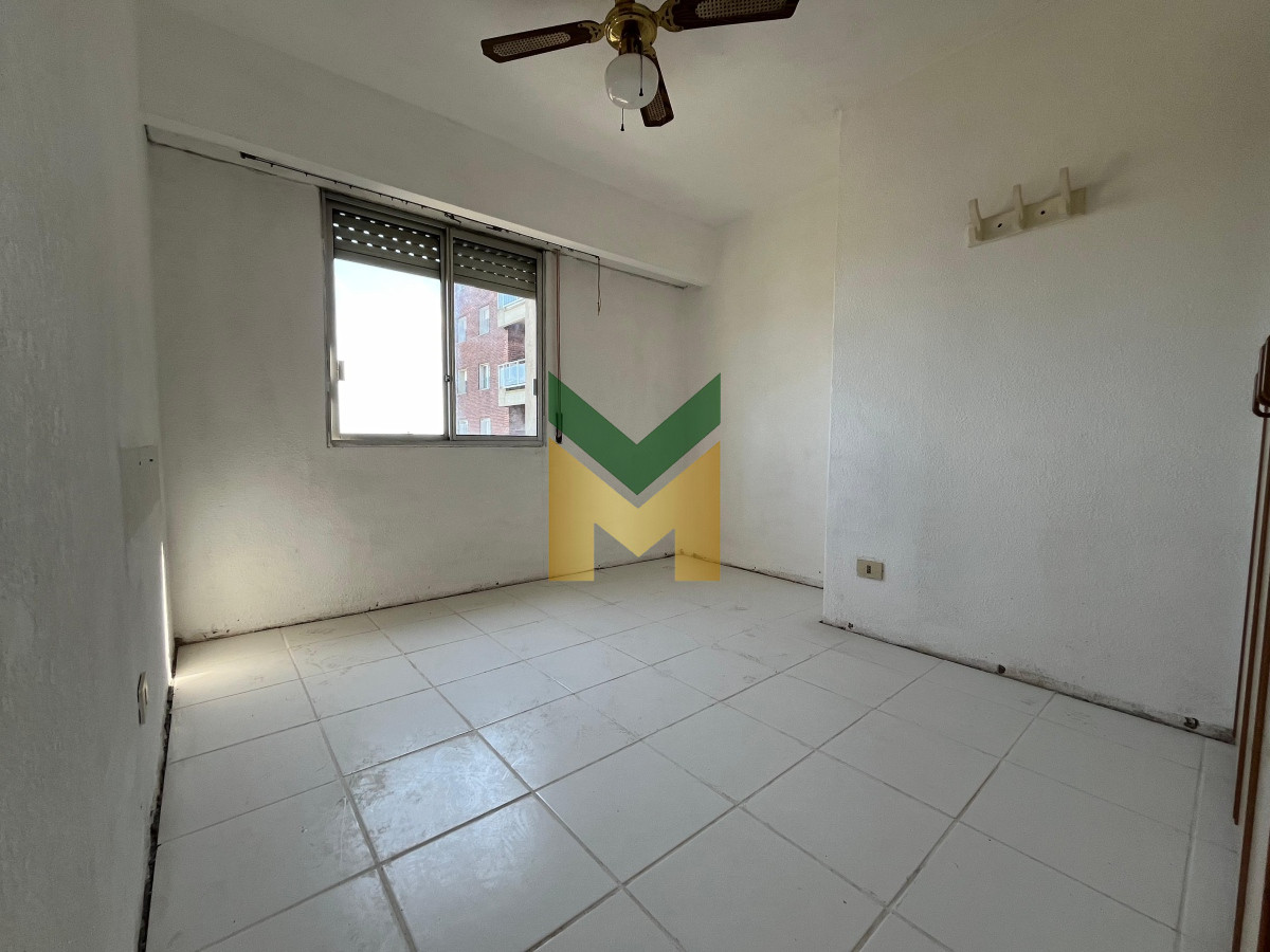 Apartamento ID.5721 - Apartamento en venta - 3 dormitorios Barrio Ipora.