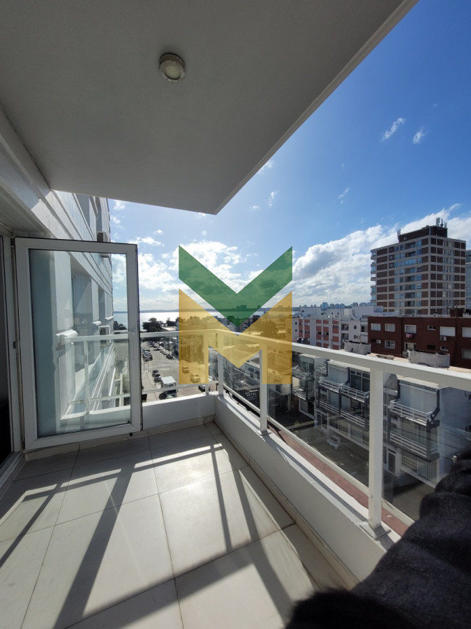 Apartamento ID.4238 - Alquiler anual apartamento en  Punta del Este 