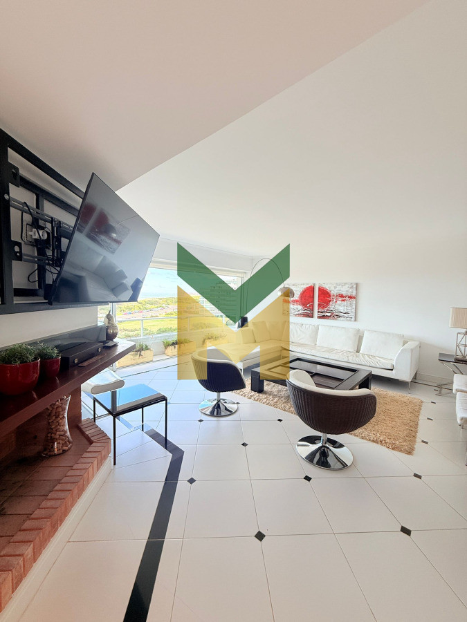 Apartamento ID.6865 - Apartamento en Venta 4 dormitorios Playa Brava
