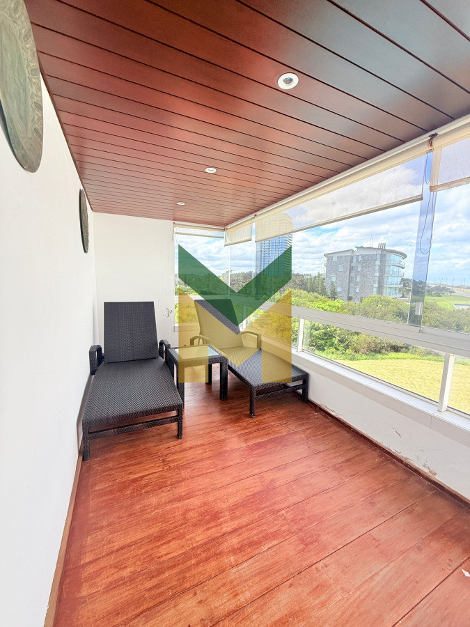 Apartamento ID.6866 - Apartamento en Venta frente al mar Playa Brava