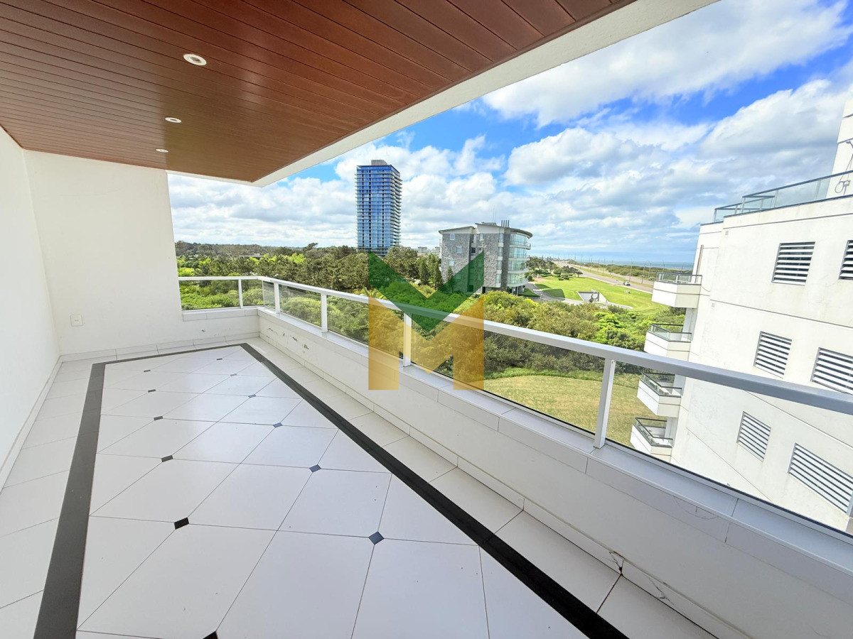 Apartamento ID.6865 - Apartamento en Venta 4 dormitorios Playa Brava