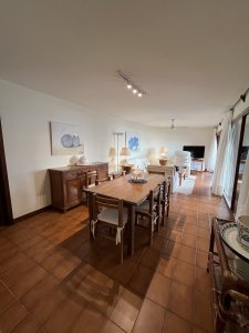 Apartamento en Península - Punta del Este   Frente al Mar !! 