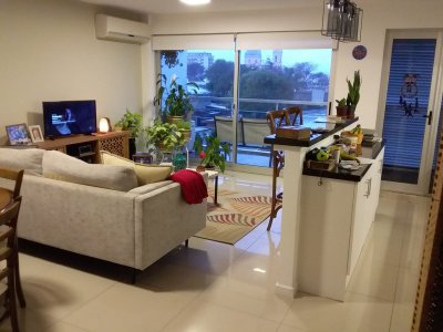 Venta - precioso apto en Maldonado