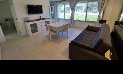 Apartamento en venta a pasos del mar, Playa Brava.
