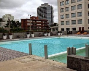 Apartamento en venta , aidy grill , punta del este