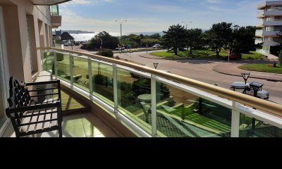 Apartamento En Venta Primera Línea, Punta Del Este.