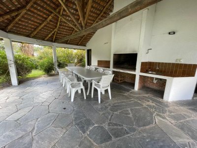 casa en venta , cantegril , punta del este  - vlx1521c