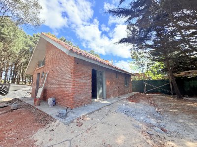 Casa en venta a estrenar Parque Pinares