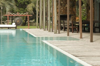 lujosa casa en venta y alquiler con helipuerto en san vicente primera fila, josé ignacio - vlx4569c