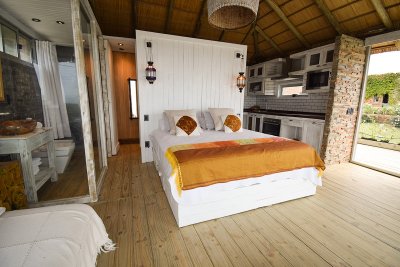 lujosa casa en venta y alquiler con helipuerto en san vicente primera fila, josé ignacio - vlx4569c