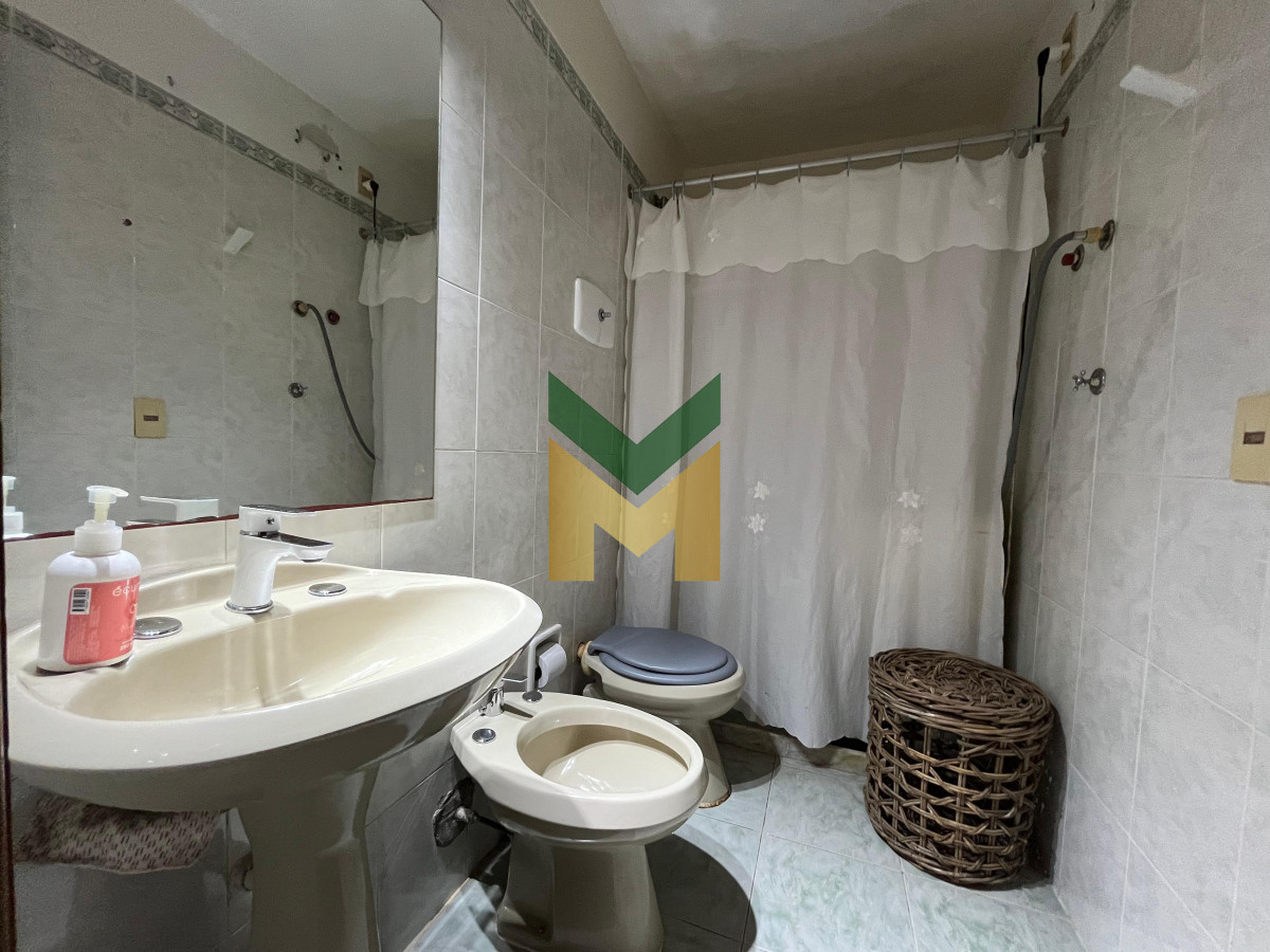Casa ID.6193 - Jardines de cordoba - Proximo a los colegios 3 dormitorios.