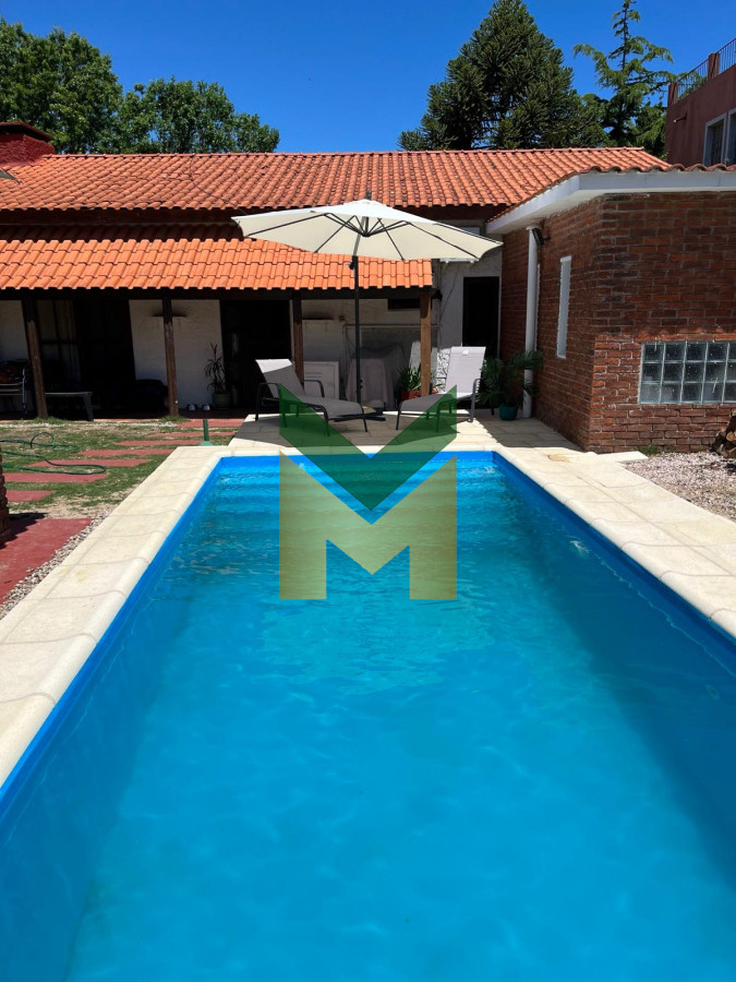 Casa ID.56 - Casa en alquiler de temporada, Pinares Punta Del Este.