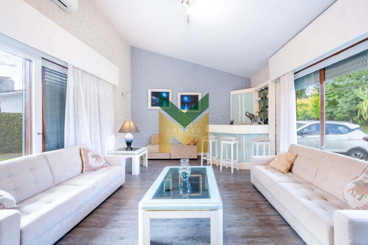Casa ID.1859 - Casa en venta - 5 dormitorios Playa Mansa