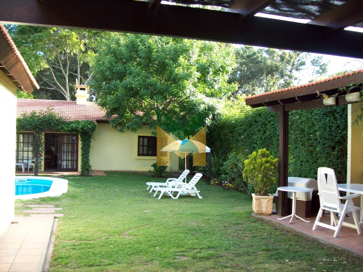 Casa ID.425 - HERMOSA  CASA - ALQUILER TEMPORADA