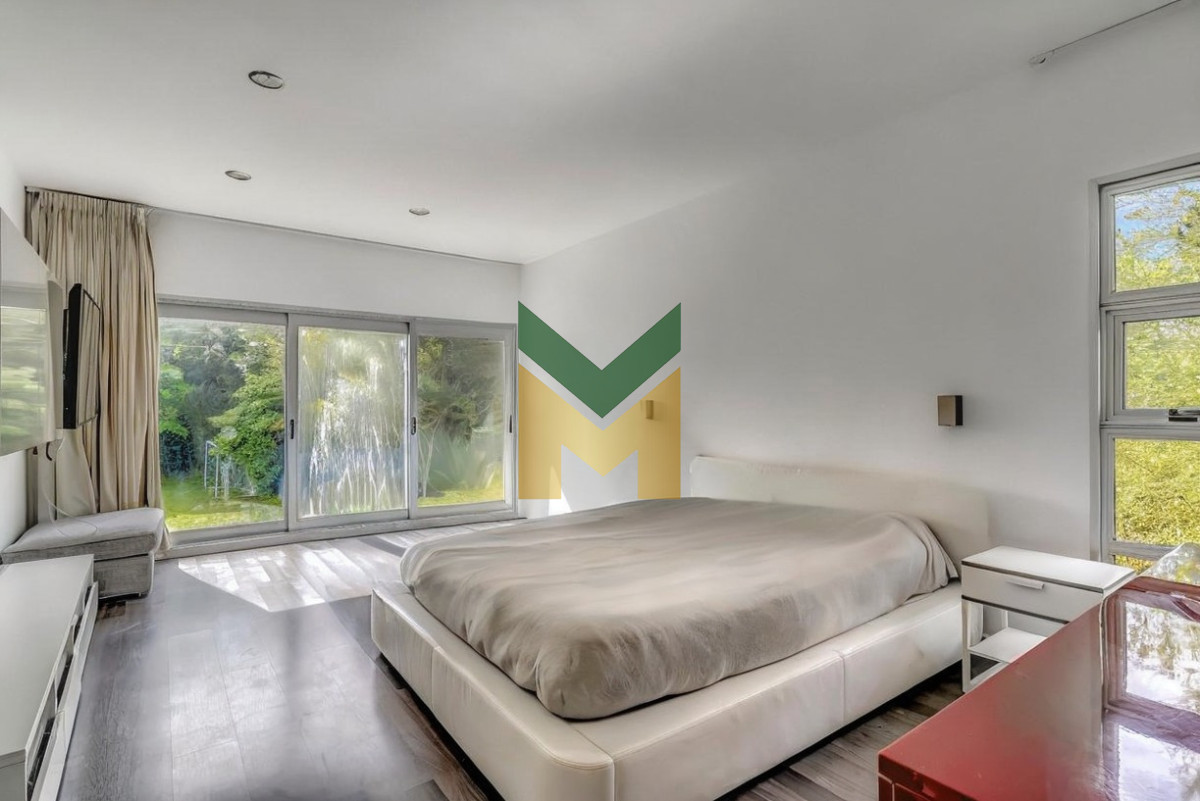 Casa ID.7027 - Casa moderna - 5 dormitorios San Rafael