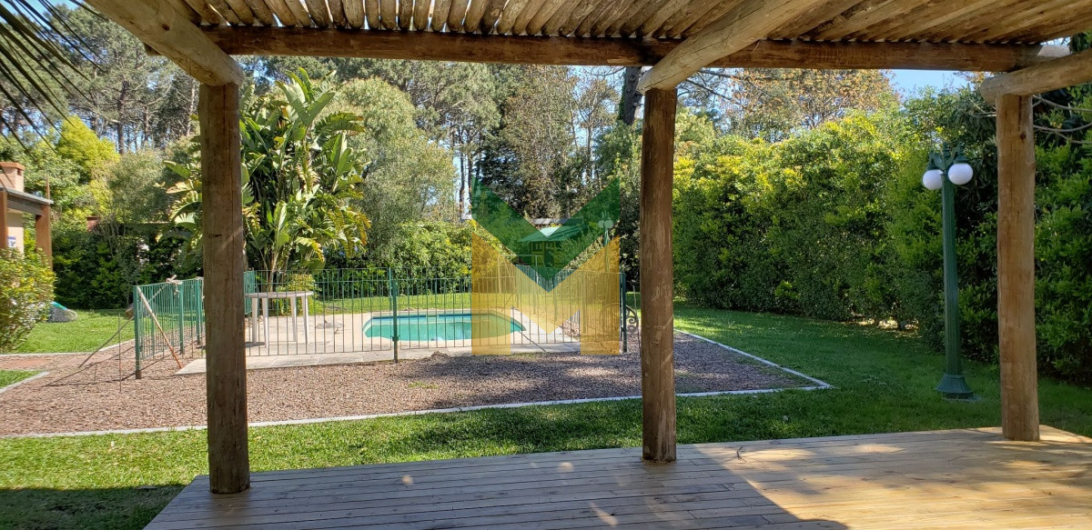 Casa ID.1998 - Casa en alquiler , San Rafael , Punta Del Este 