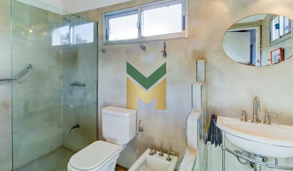 Casa ID.5635 - Casa en venta 4 dormitorios - Balneario Buenos Aires.