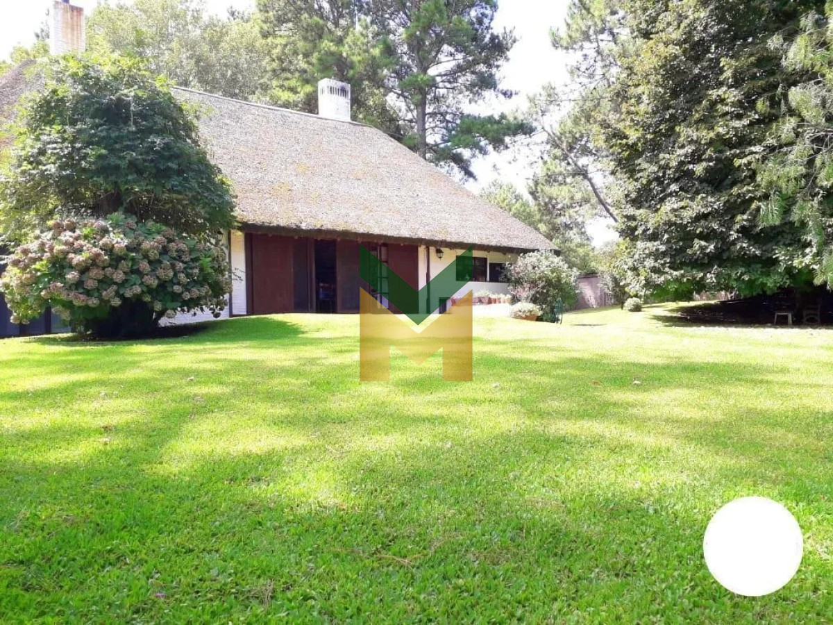 Casa ID.1359 - Hermosa casa enventa, Pinares Punta del este 