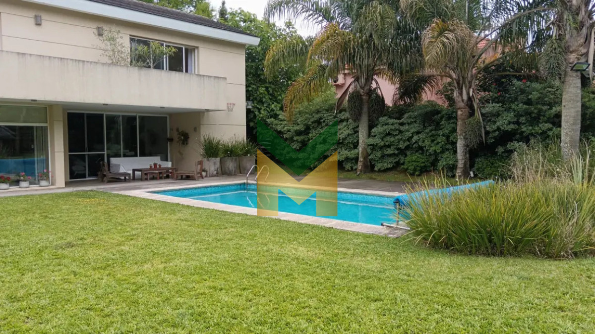 Casa ID.7038 - La Residence 4 dormitorios con piscina y barbacoa.