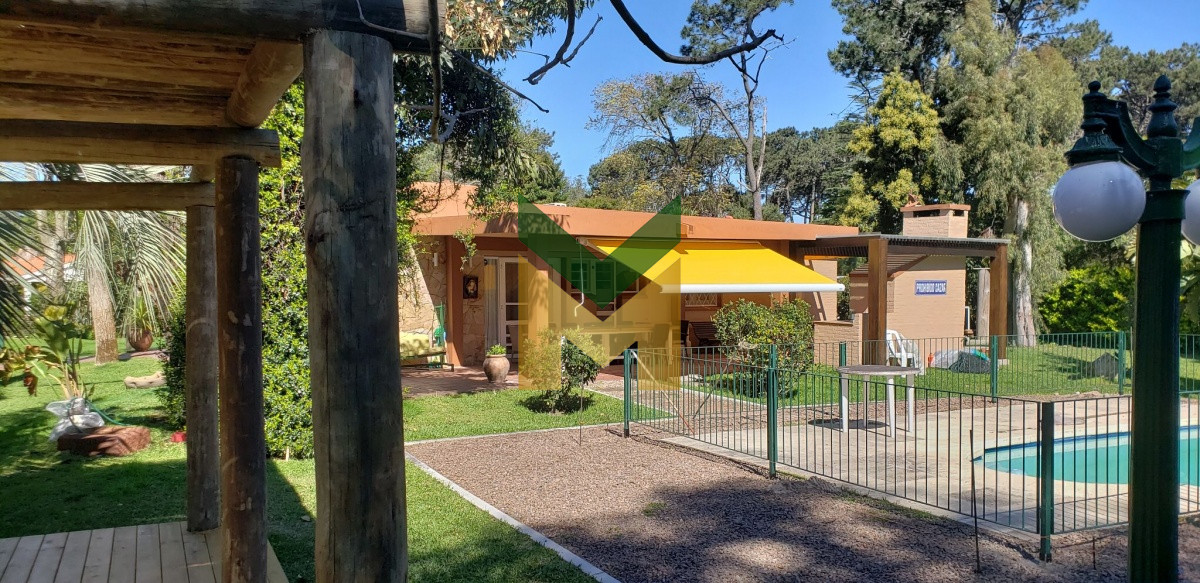 Casa ID.1998 - Casa en alquiler , San Rafael , Punta Del Este 