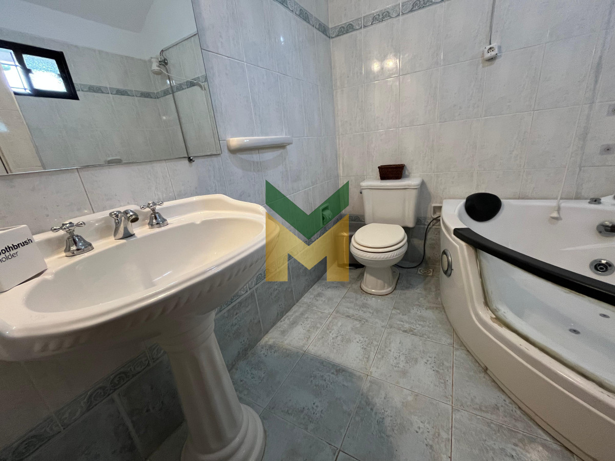 Casa ID.6193 - Jardines de cordoba - Proximo a los colegios 3 dormitorios.