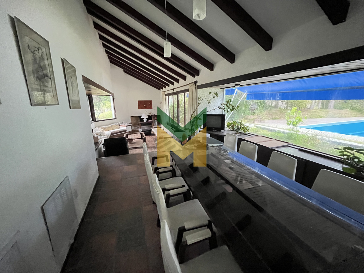 Casa ID.5541 - Casa En Venta o alquiler anual, Zona Cantegril.