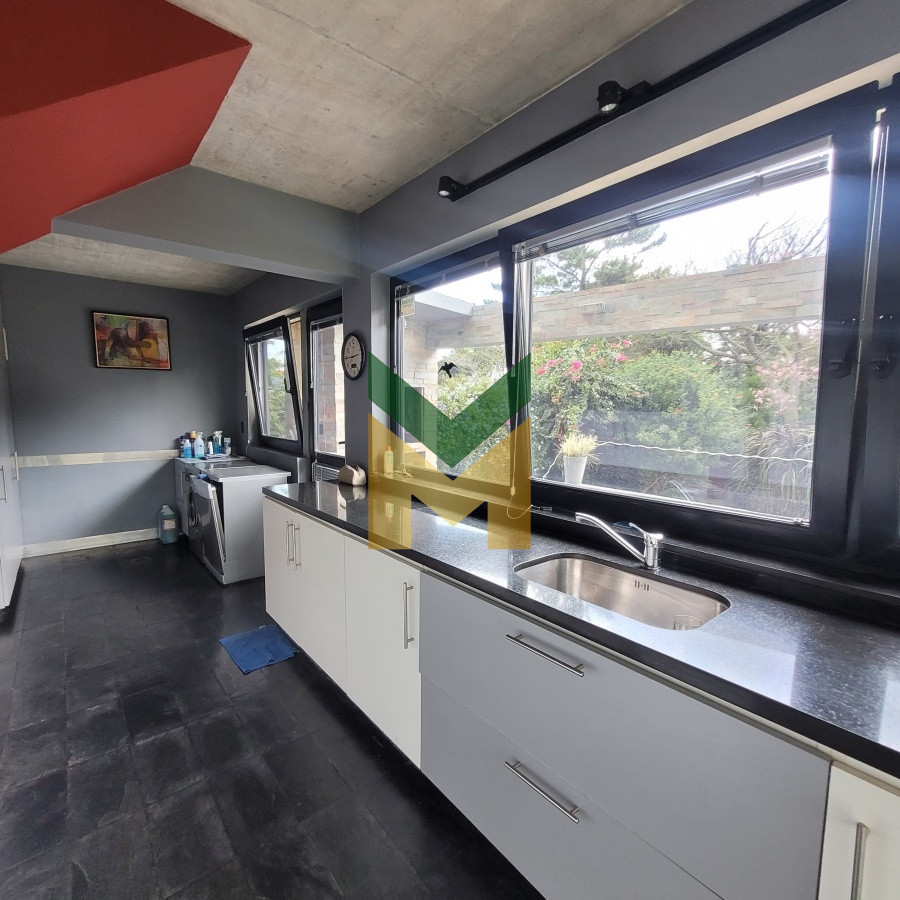 Casa ID.3140 - Espetacular casa en venta en rincón del indio 