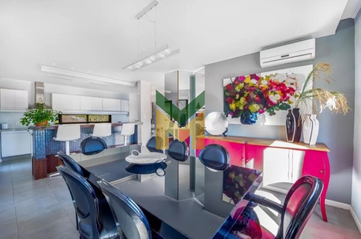 Casa ID.3990 - Casa en venta en barrio privado zona Pinares, Punta del Este 