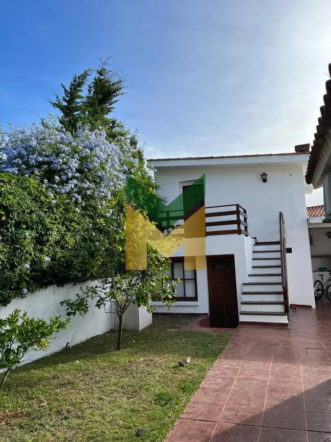 Casa ID.1882 - Casa en venta , Cantegril , Punta Del Este 