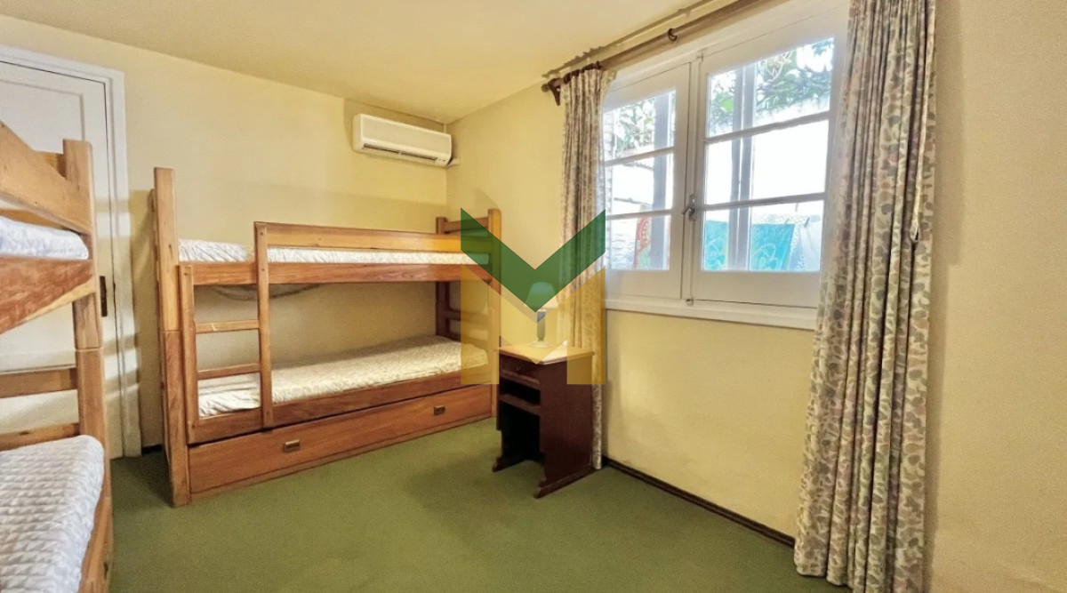 Casa ID.941 - Casa en Alquiler, Playa Mansa, Punta del Este