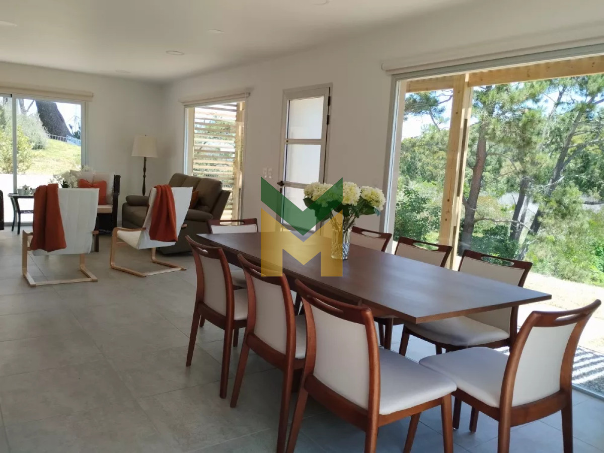 Casa ID.6091 - A tan solo 400 mts del mar! 3 dormitorios - Punta Ballena
