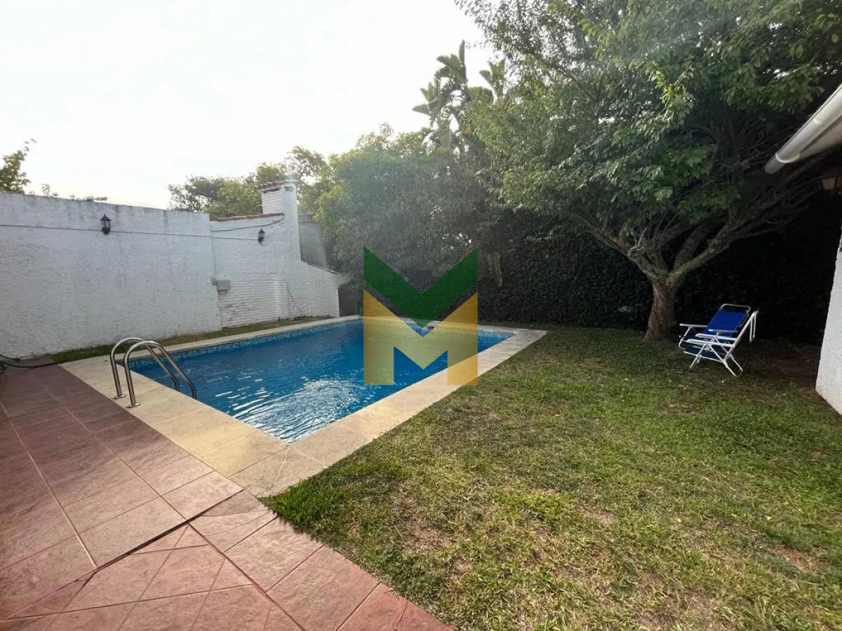 Casa ID.1882 - Casa en venta , Cantegril , Punta Del Este 