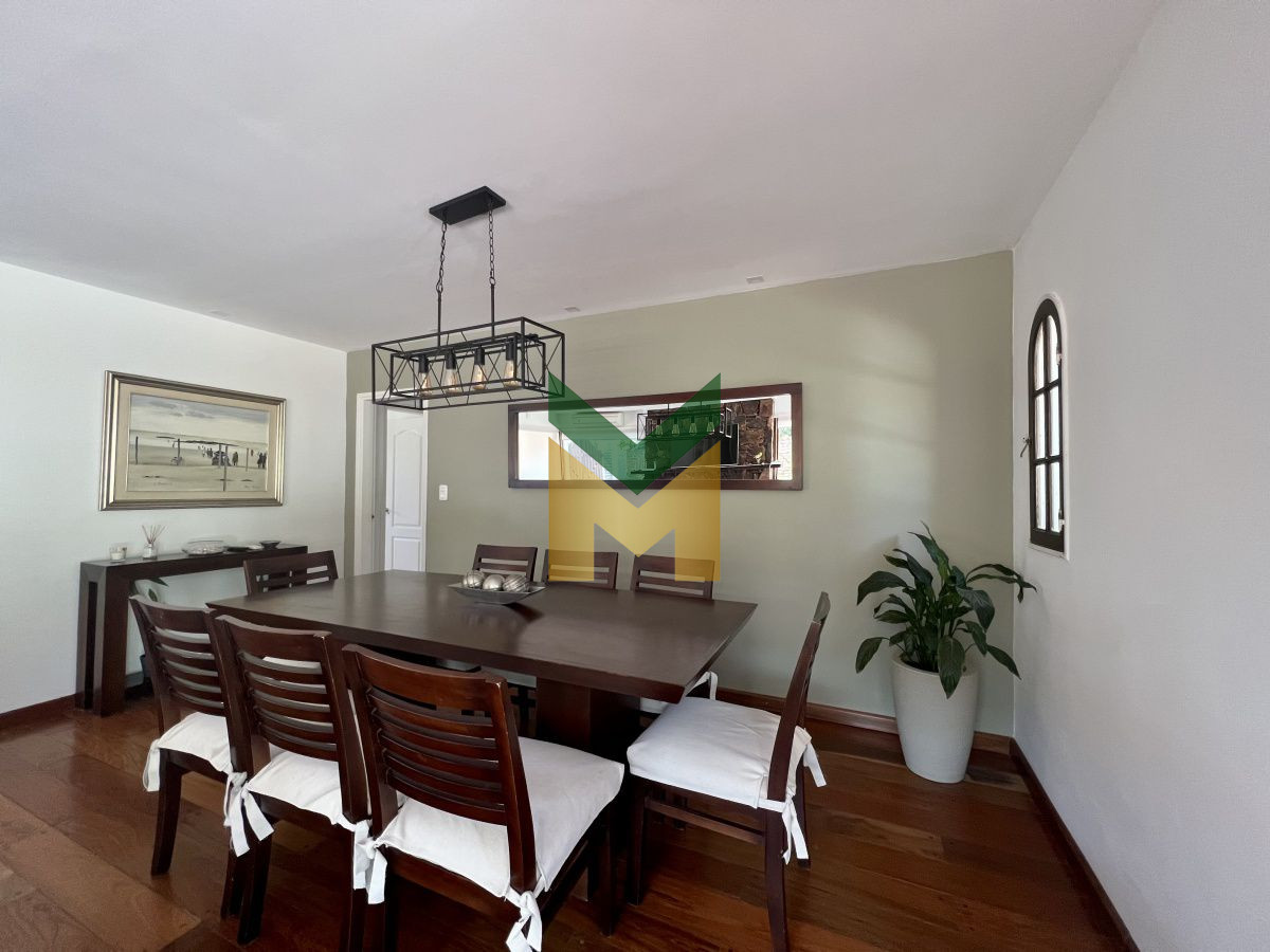 Casa ID.55 - Casa en alquiler anual 3 Dormitorios + Dependecia con baño.