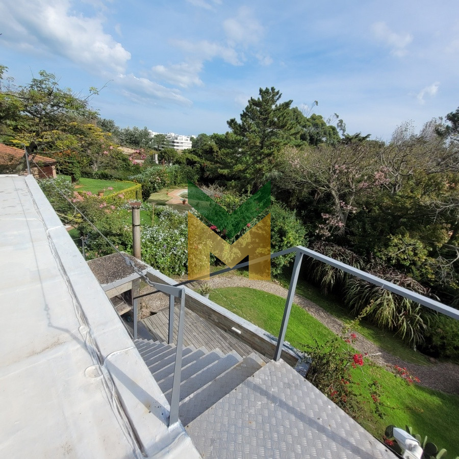 Casa ID.3140 - Espetacular casa en venta en rincón del indio 
