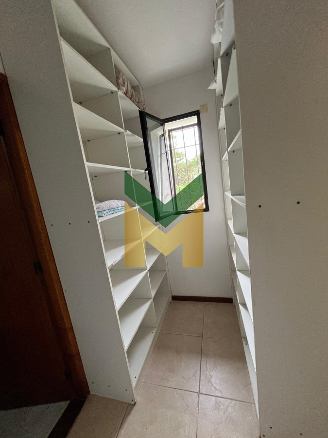 Casa ID.6193 - Jardines de cordoba - Proximo a los colegios 3 dormitorios.