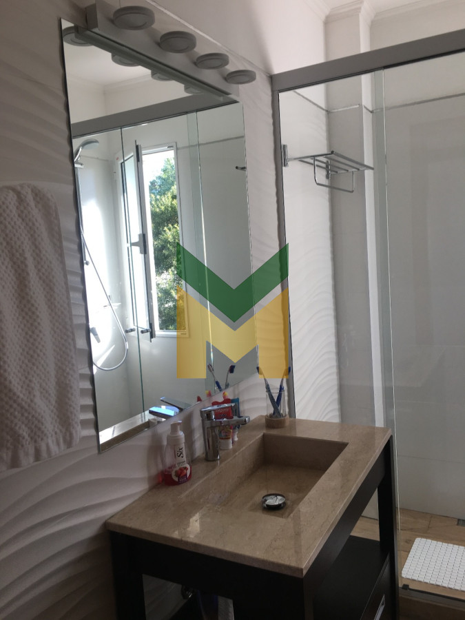 Casa ID.942 - Casa en Alquiler de temporada, Playa Mansa, Punta del Este a 1 cuadra del mar.
