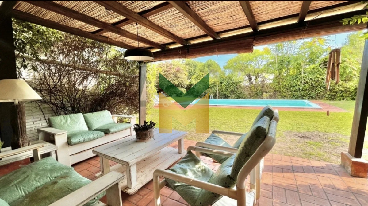 Casa ID.941 - Casa en Alquiler, Playa Mansa, Punta del Este
