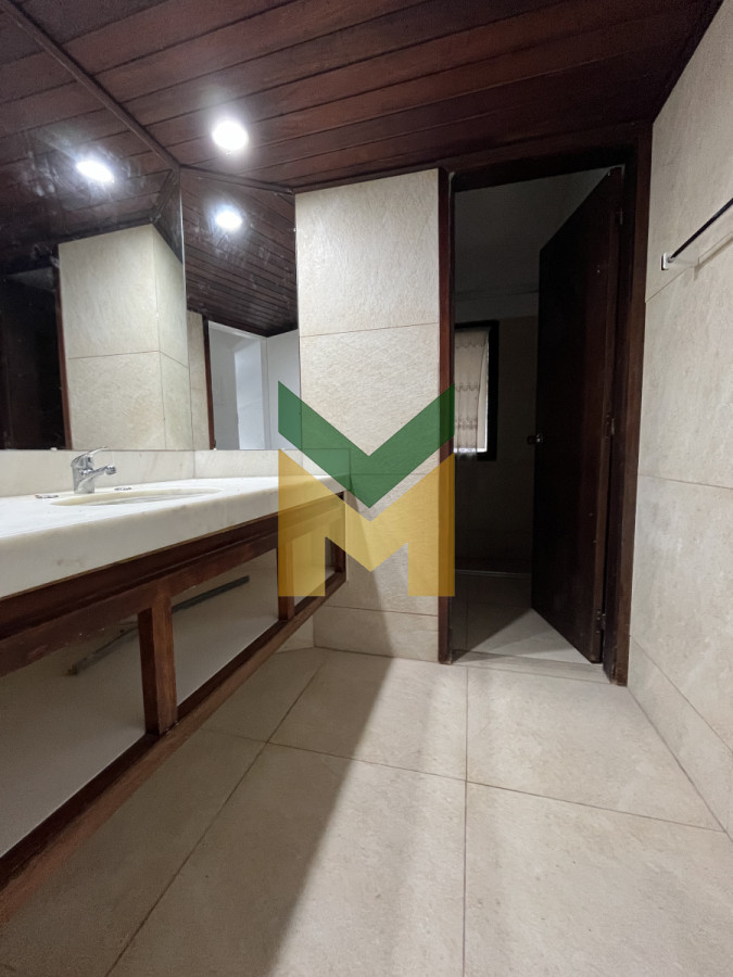 Casa ID.5541 - Casa En Venta o alquiler anual, Zona Cantegril.