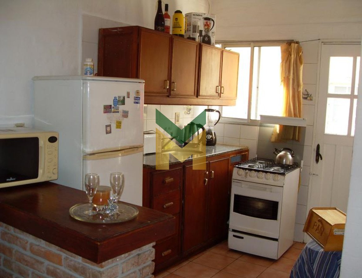Casa ID.5772 - Casa en venta - Lausana 3 dormitorios + Dep completa.