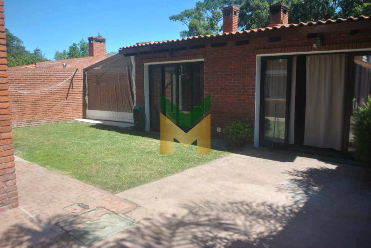 Casa ID.1938 - Casa en alquiler de temporada , Pinares , Punta Del Este 
