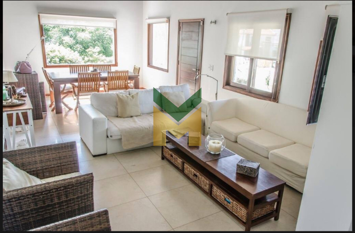 Casa ID.970 - Casa en Venta y Alquiler de Temporada, Pinares, Punta del Este