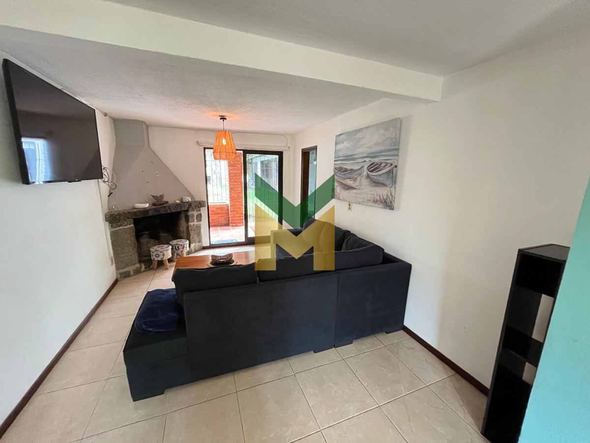 Casa ID.6193 - Jardines de cordoba - Proximo a los colegios 3 dormitorios.