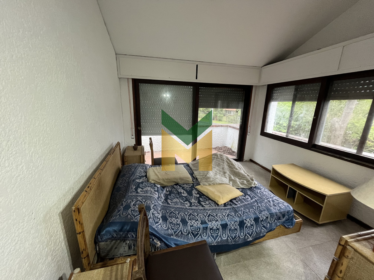 Casa ID.5541 - Casa En Venta o alquiler anual, Zona Cantegril.