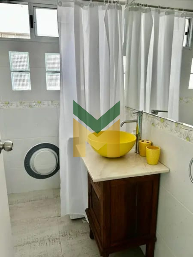Casa ID.74 - Casa en alquiler de verano, Pinares a 2 cuadras del mar.