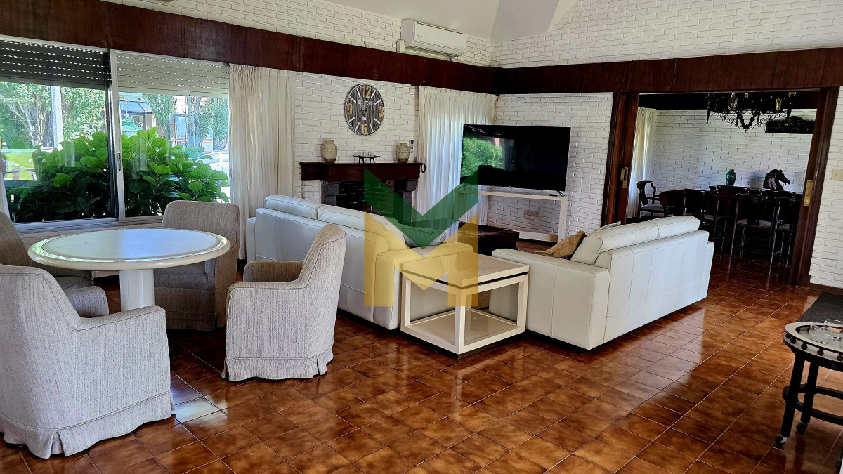 Casa ID.6108 - Casa en venta - 4 dormitorios Playa Mansa