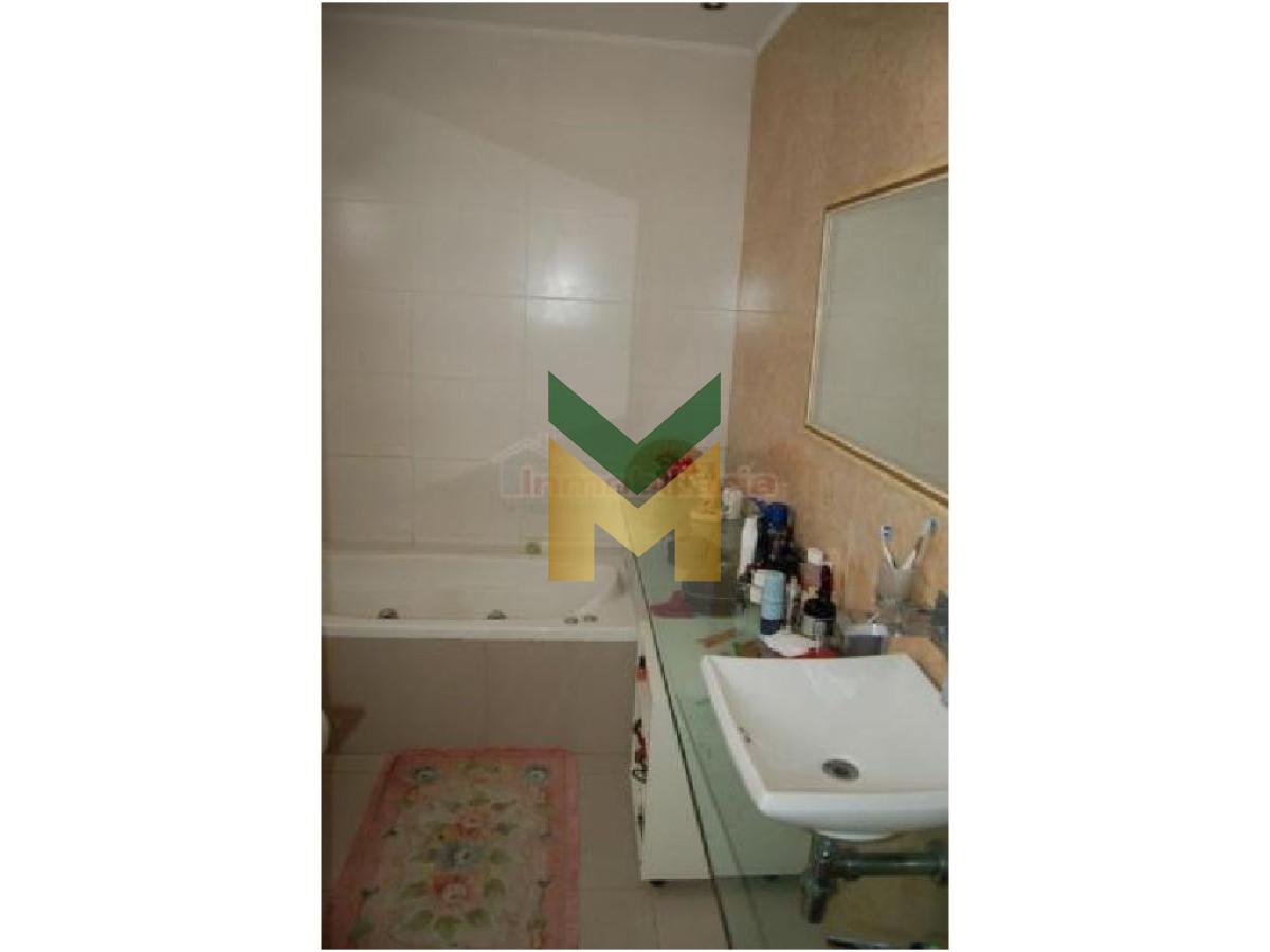 Casa ID.75 - Casa en Venta y Alquiler Anual, Playa Mansa, Punta del Este.