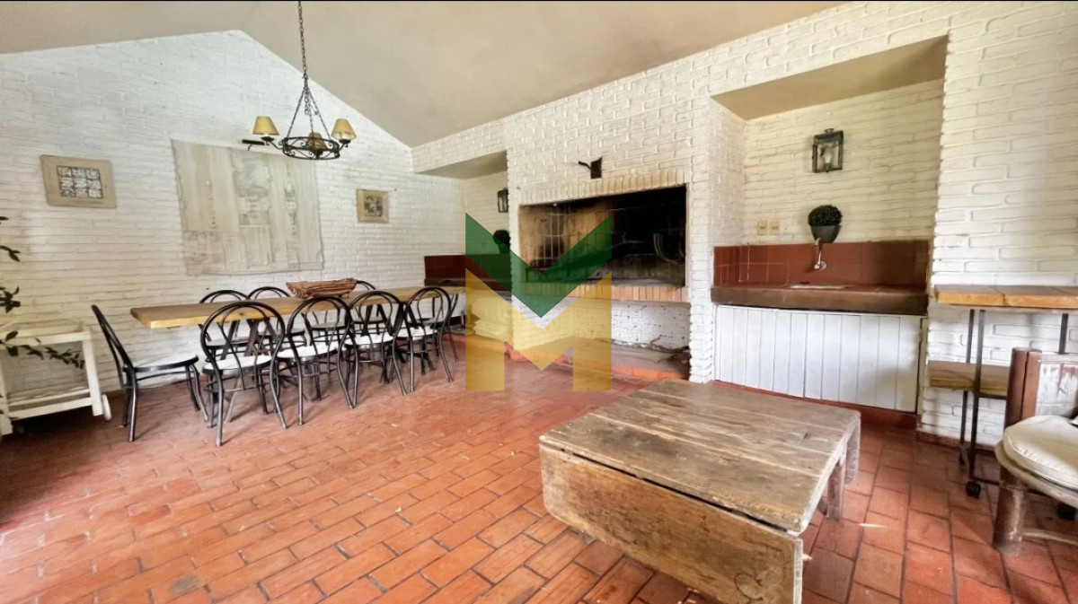 Casa ID.941 - Casa en Alquiler, Playa Mansa, Punta del Este