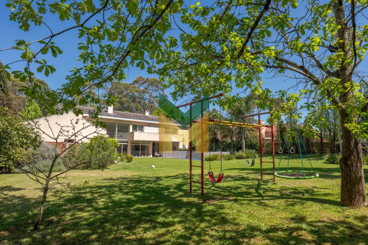 Casa ID.7038 - La Residence 4 dormitorios con piscina y barbacoa.